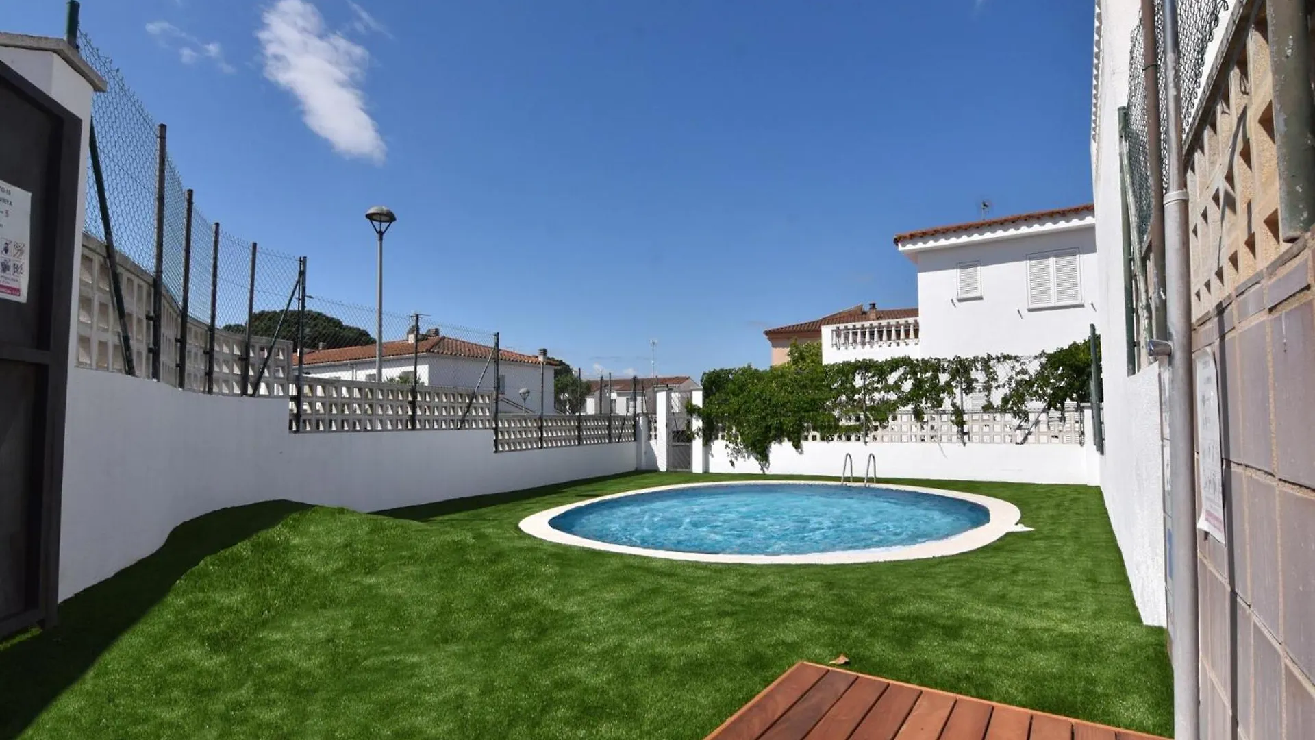 3 Bedroom Villa In L' Escala